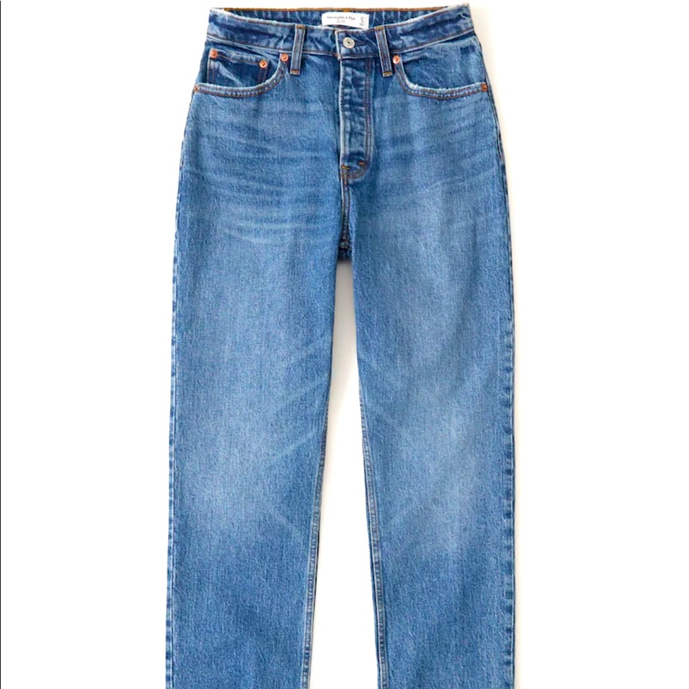 NWT The Dad Jean Abercrombie 26 / 2 regular length medium wash high rise
